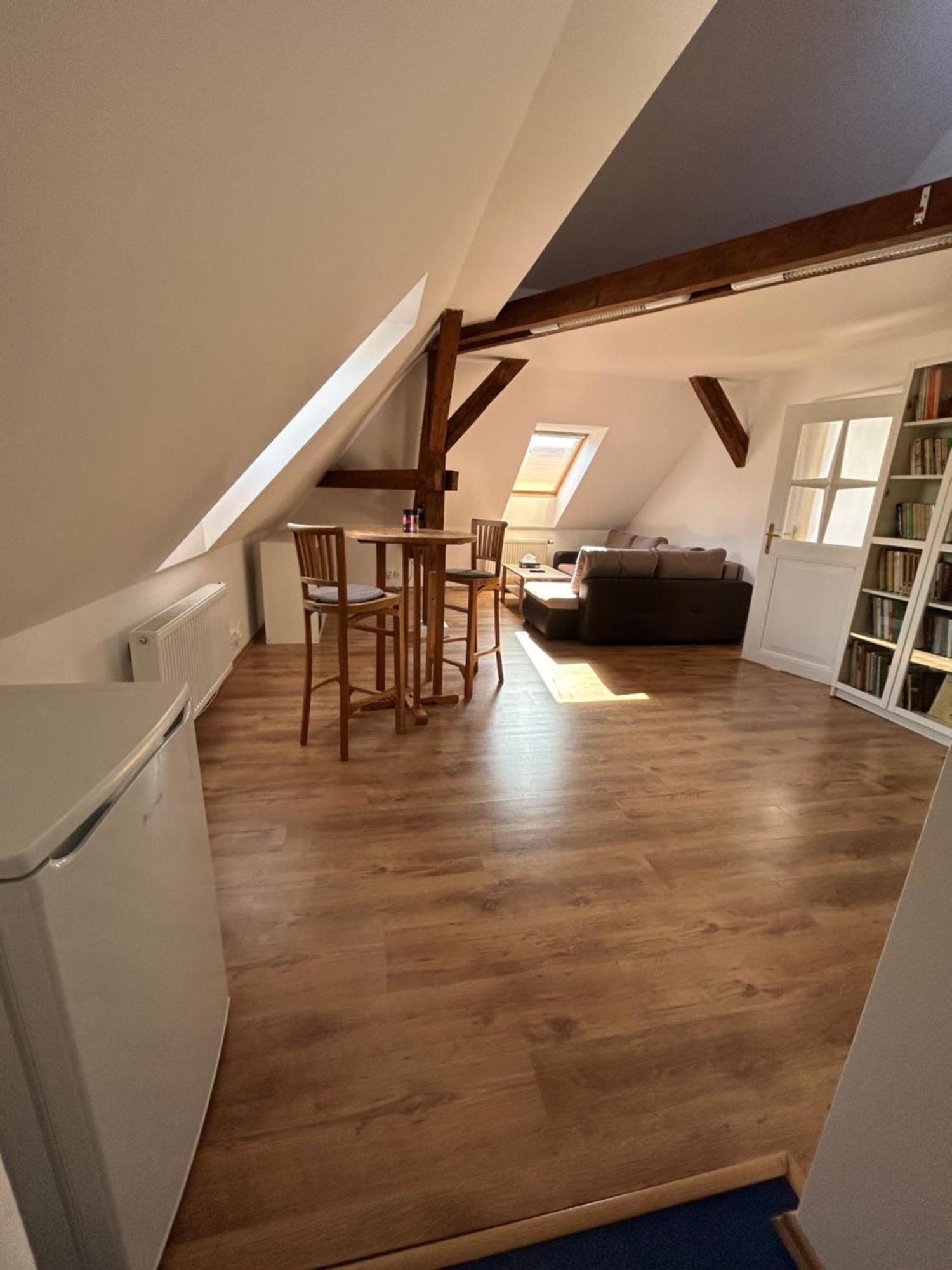 Apartmany U Kubiku Hradec Králové Екстериор снимка